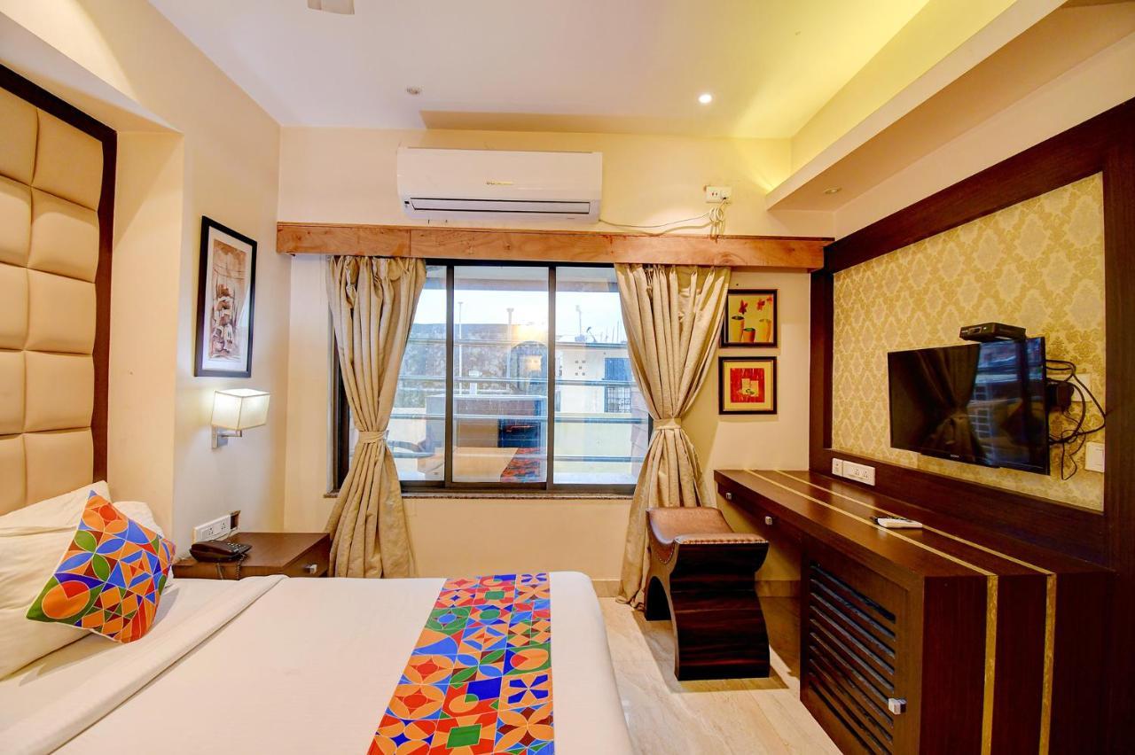 Hotel Radiant Καλκούτα Εξωτερικό φωτογραφία